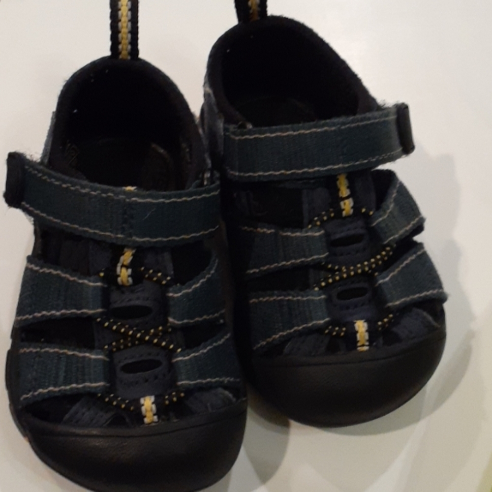 Keen boys toddler shoes